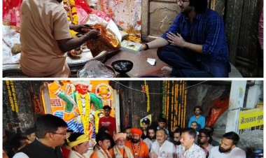 MP News: देवास माता टेकरी विवाद: विधायक गोलू शुक्ला के बेटे रुद्राक्ष ने किया सरेंडर, पुजारी के पांव छूकर मांगी माफी