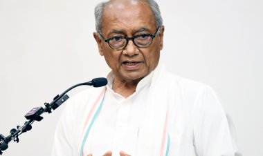 MP News: मैं सनातन धर्म का पालन करने वाला हूं, उसको बेचने वाला नहीं- दिग्विजय सिंह