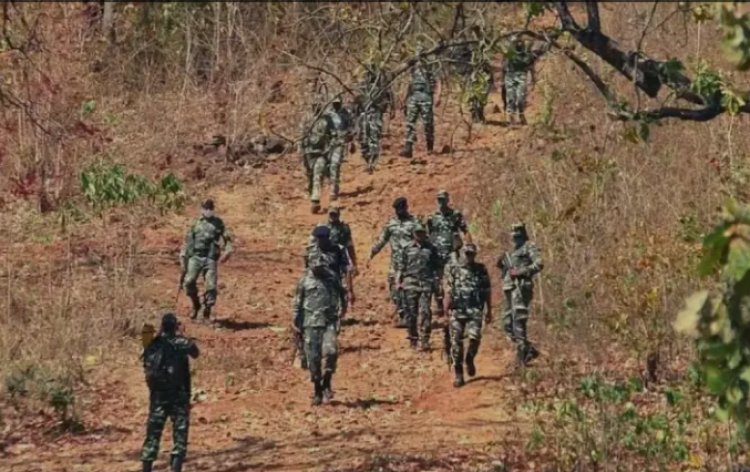 CG Naxal Encounter : बीजापुर में एंटी नक्सल ऑपरेशन जारी, भीषण गर्मी का शिकार हुए जवान
