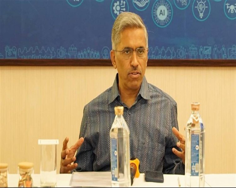 MP NEWS : राज्य सेमीकंडक्टर और इलेक्ट्रॉनिक कंपोनेंट उद्योग में एक बड़ा केंद्र बनने के लिए तैयार- अपर मुख्य सचिव