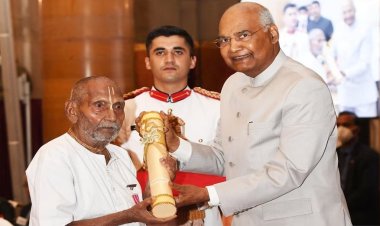 नहीं रहे पद्मश्री योग गुरु स्वामी शिवानंद बाबा, 128 साल की उम्र में ली अंतिम सांस, PM मोदी, CM योगी ने जताया शोक