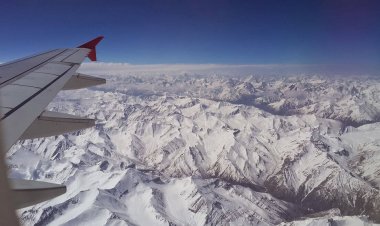 एयर स्ट्राइक के बाद इंदौर से जम्मू और जोधपुर की उड़ानें हुईं निरस्त