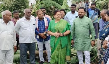 बुरहानपुर में तूफान से प्रभावित फसलों का MLA ने किया निरीक्षण