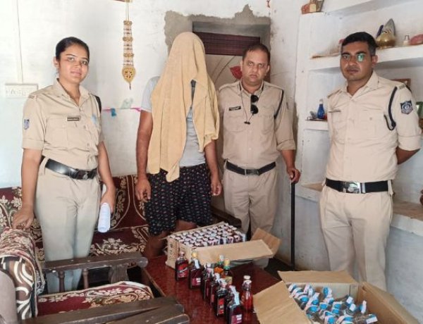 आबकारी विभाग ने दी दबिश,अवैध मदिरा जब्त, आरोपी गिरफ्तार