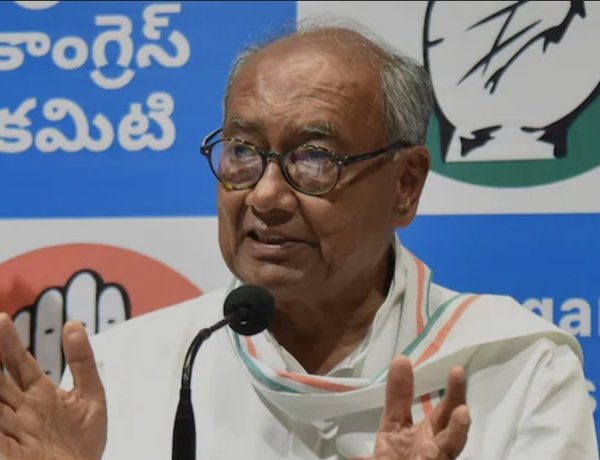 दिग्विजय सिंह का बड़ा बयान- शाह को बचाने में जुटी बीजेपी, जो फैसला पार्टी को लेना था वह कोर्ट ने लिया