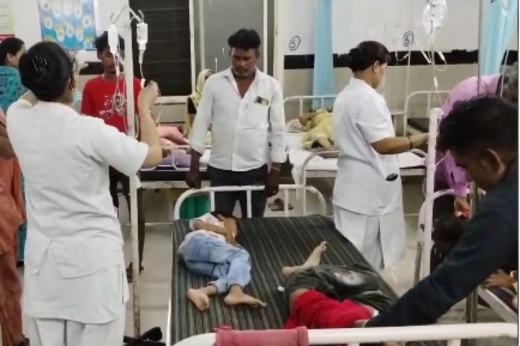 Food Poisoning : सीहोर में मटका कुल्फी खाने से 40 बच्चें बीमार, अस्पताल में इलाज जारी