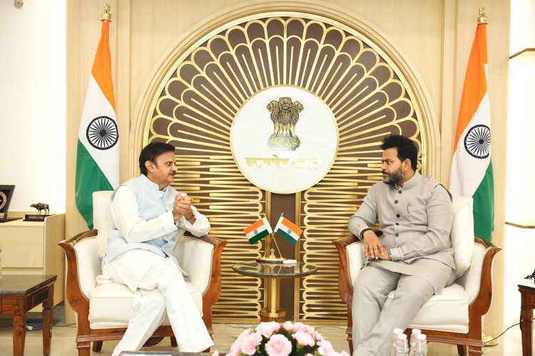 डिप्टी सीएम शुक्ल और एविएशन मिनिस्टर की मुलाकात, क्या विंध्य में होगा हवाई सेवाओं का विस्तार