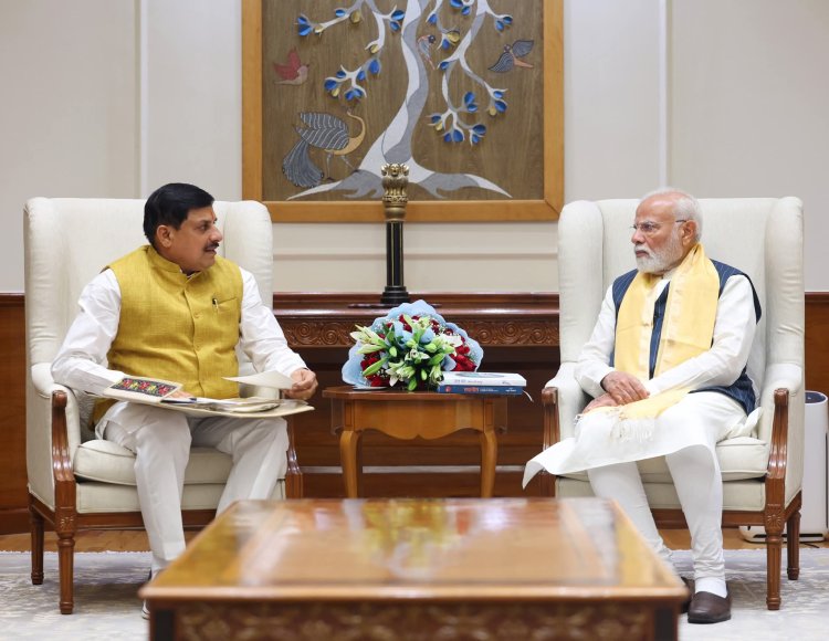 CM डॉ. मोहन यादव ने दिल्ली में प्रधानमंत्री नरेंद्र मोदी से की मुलाकात