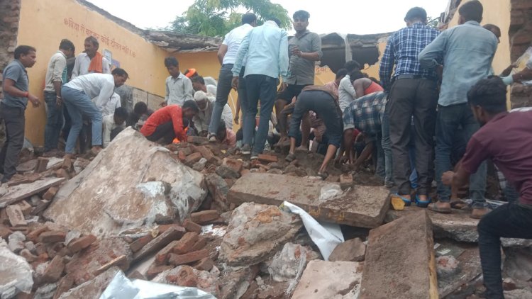 राजस्थान के झालावाड़ में सरकारी स्कूल की छत गिरी, 6 बच्चों की मौत, 29 से ज्यादा घायल