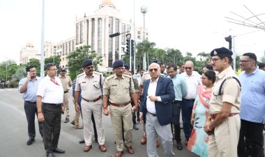 भोपाल की सड़कों का सुप्रीम कोर्ट के पूर्व न्यायाधीश अभय मनोहर सप्रे ने किया निरीक्षण
