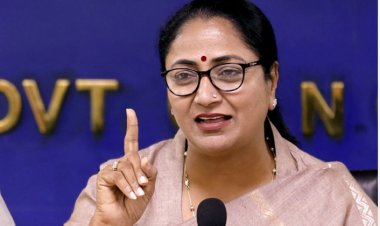 दिल्ली CM रेखा गुप्ता पर हमला, जनसुनवाई में एक शख्स ने मारा थप्पड़