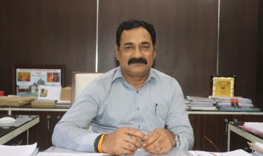 शाहडोल में खाद की कालाबाजारी, कलेक्टर ने दो समिति प्रबंधक को किया निलंबित, 190 अपंजीकृत लोगों को बांटी गई थी यूरिया