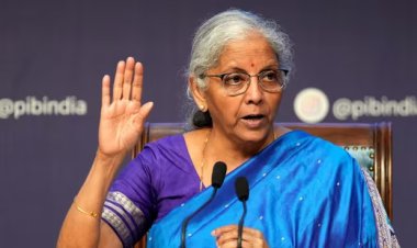 हेल्थ इंश्योरेंस, बुक्स और स्टेशनरी पर नहीं देना होगा टैक्स, GST में बड़ा बदलाव अब सिर्फ 2 स्लैब