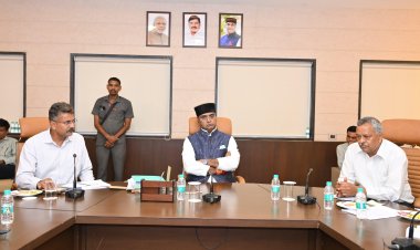 17 सितंबर से 2 अक्टूबर तक मनाया जाएगा सेवा पखवाड़ा, विश्वास सारंग ने लिया तैयारियों का जायजा