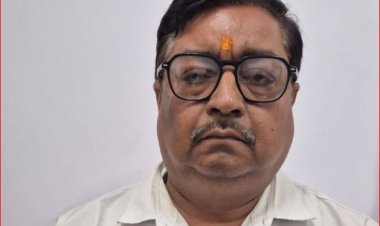 500 की रिश्वत लेते तहसील का बाबू रंगे हाथ पकड़ाया
