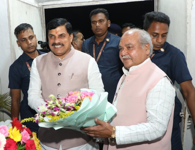 मप्र में बड़ी सियासी हलचल CM डॉ. मोहन यादव और विधानसभा अध्यक्ष तोमर की बंद कमरे में मुलाकात