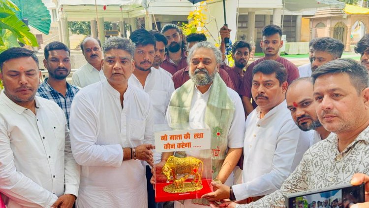 मनोज शुक्ला ने गौ मांस पर 0% टैक्स का किया विरोध
