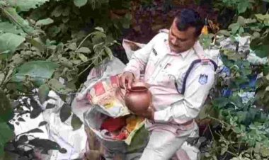 ओंकारेश्वर में मिले हजारों तांबे के लोटे, आसपास के लोग बता रहे चमत्कार