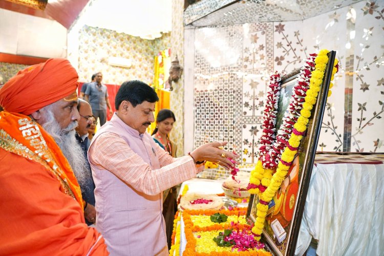 महर्षि वाल्मीकि जयंती पर सीएम ने सामाजिक समरसता पर दिया ज़ोर