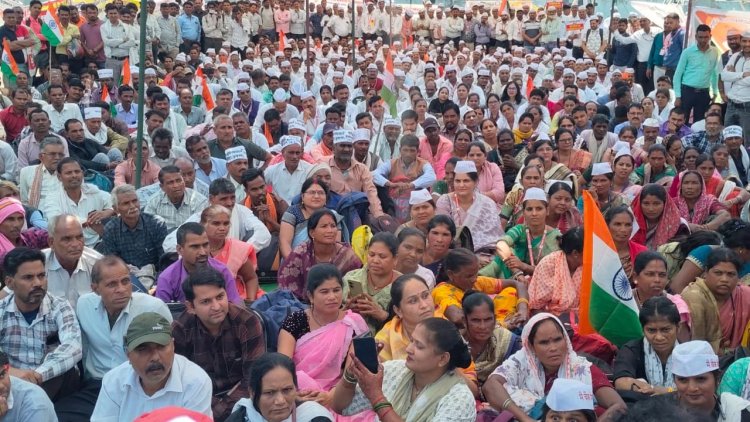 भोपाल में अस्थायी और आउटसोर्स कर्मचारियों की महाक्रांति रैली