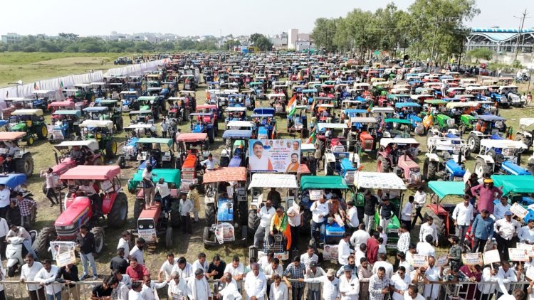 भावांतर योजना से बेहद खुश हैं MP के किसान, CM का ट्रैक्टर रैली निकालकर किया THANKYOU