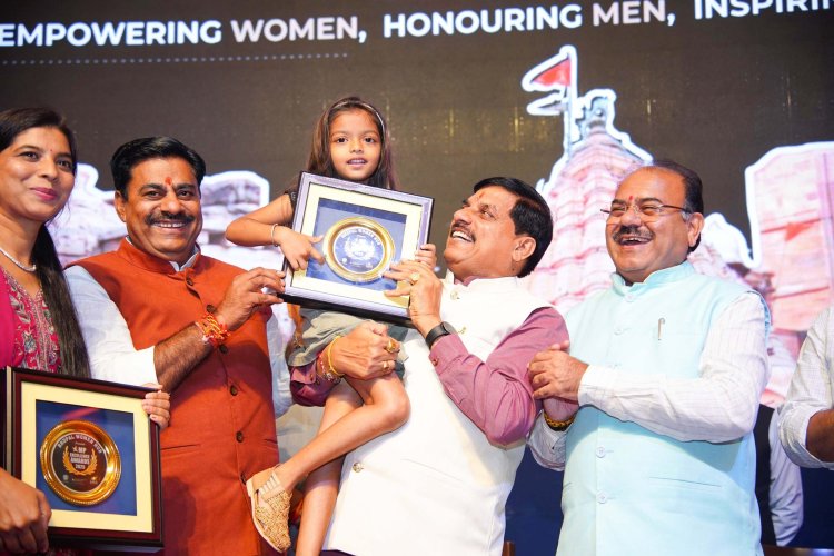विमेंस क्रिएटर्स और उद्यमियों को CM डॉ यादव ने किया सम्मानित