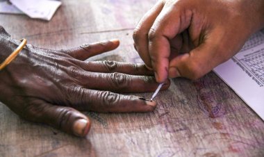 बिहार चुनाव: दिग्गजों के भाग्य का कल होगा फैसला