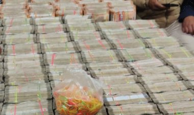 सागर में कार से पकड़ाए 3.98 करोड़ रुपए 500 और 200 रुपए के नोटों की गडि्डयां मिलीं