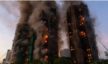 हॉन्गकॉन्ग में आग से 44 की मौत 279 घायल 35 मंजिल वाली 8 बिल्डिंग में फैली आग