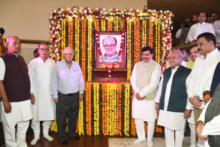 पूर्व सीएम स्वर्गीय अर्जुन सिंह की जयंती,सीएम, स्पीकर नेता प्रतिपक्ष ने अर्पित की पुष्पांजलि