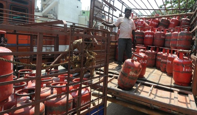 MP सहित देशभर में LPG डिस्ट्रीब्यूटरों की हड़ताल सेवा शुल्क बढ़ाने की मांग