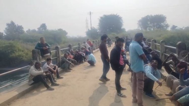 मैहर में बोलेरो नहर में गिरी, बोलेरो समेत ड्राइवर लापता