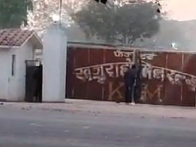 छतरपुर कांग्रेस के पूर्व विधायक आलोक चतुर्वेदी की फैक्ट्रियों पर छापा