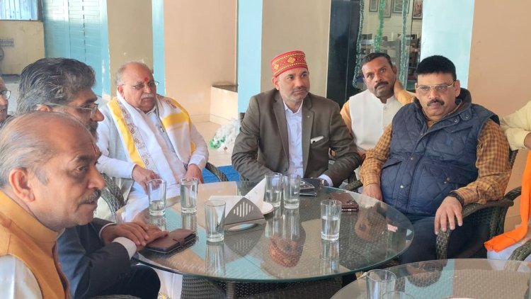 IAS संतोष वर्मा पर कार्रवाई की प्रक्रिया शुरू, ब्राह्मण समाज ने आंदोलन रोका