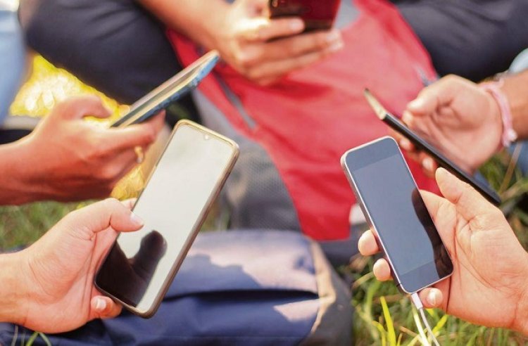 नए साल में नई मार.. मोबाइल रिचार्ज फिर होंगे महंगे