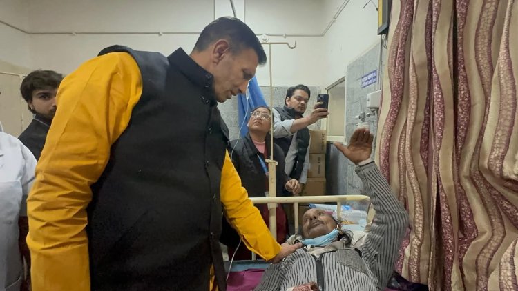 इंदौर में दूषित पेयजल से हाहाकार, 150 से अधिक बीमार, 4 की मौत; अस्पताल पहुंचे जीतू पटवारी