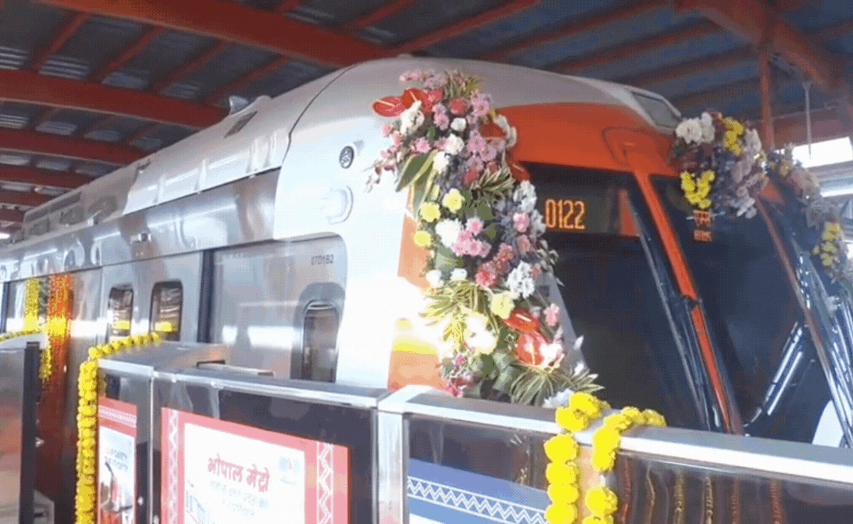 PM मोदी ने किया भोपाल मेट्रो का शुभारंभ, 21 दिसंबर से मिलेगी सेवा