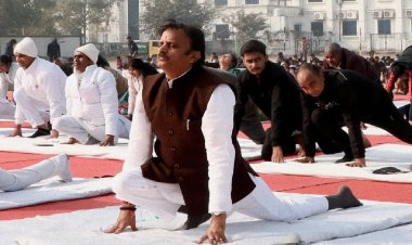 युवा दिवस पर रीवा में सामूहिक सूर्य नमस्कार, डिप्टी CM हुए शामिल