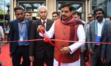 MP रीजनल AI इम्पैक्ट कॉन्फ्रेंस 2026, मुख्यमंत्री डॉ. मोहन यादव ने प्रदर्शनी का शुभारंभ कर अवलोकन किया