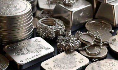 चांदी की कीमतों ने रचा इतिहास: पहली बार 3 लाख के पार, 1 दिन में 13 हजार रुपये की बढ़त