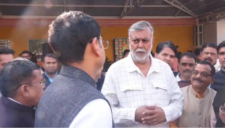 मंत्री प्रहलाद सिंह पटेल ने भाजपा प्रदेश कार्यालय में सुनीं कार्यकर्ताओं की समस्या