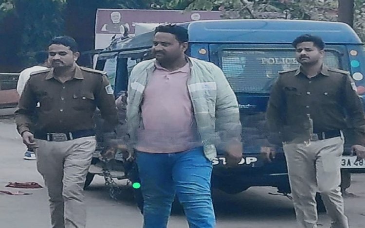 शिक्षा विभाग के मेंटेनेंस घोटाले में ठेकेदार गिरफ्तार, रीवा प्रशासन पर उठा सवाल