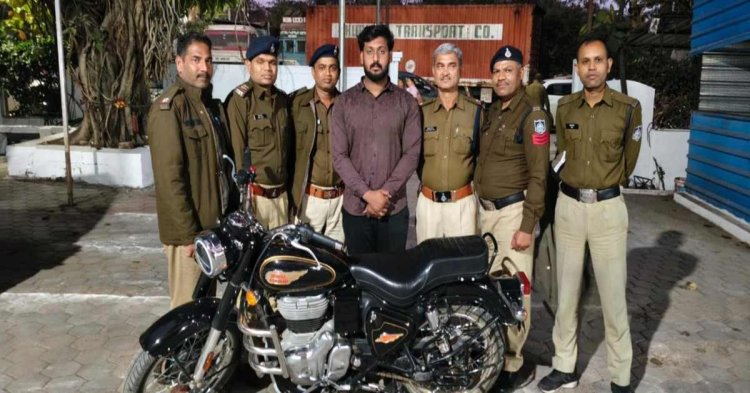 महू में छात्रा से दुष्कर्म, खुद को यूनिवर्सिटी पासआउट बताकर दी लिफ्ट, आरोपी गिरफ्तार