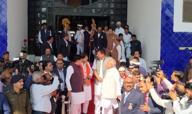 MP बजट सत्र का दूसरा दिन स्ट्रीट डॉग्‍स-सिंचाई घोटाले पर हंगामा