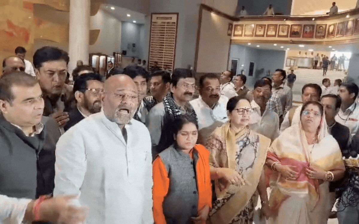 एमपी विधानसभा बजट सत्र का छठवां दिन, लाड़ली बहना योजना को लेकर विपक्ष का वॉकआउट