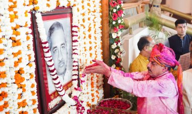 मुख्यमंत्री डॉ. मोहन यादव ने पूर्व सीएम वीरेंद्र कुमार सकलेचा को दी श्रद्धांजलि, उनके योगदान को याद किया