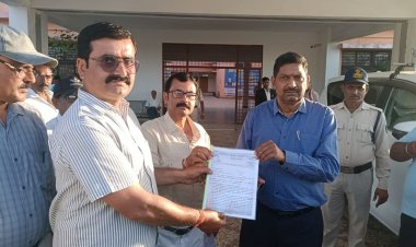 मऊगंज में शिक्षक संगठन ने TET परीक्षा मुद्दे पर मुख्यमंत्री के नाम सौंपा ज्ञापन