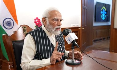 मन की बात का 132वां एपिसोड: PM मोदी बोले- दुनिया में जंग के चलते पेट्रोल-डीजल का संकट, चुनौती से निपट रहा भारत