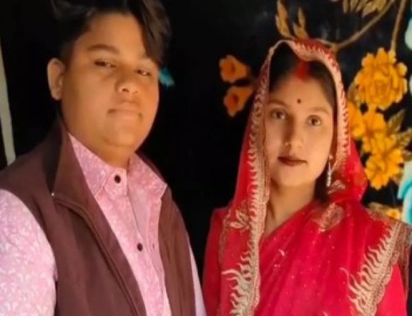 छतरपुर: 3 साल के प्रेम के बाद दो युवतियों ने की कोर्ट मैरिज, परिवार की सहमति से साथ रहने का फैसला