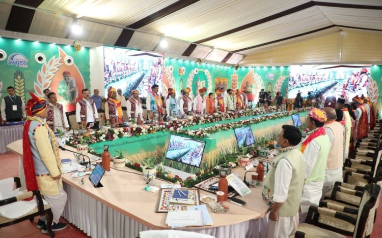 बड़वानी में पहली कृषि कैबिनेट: निमाड़ के 7 जिलों पर फोकस, 16 योजनाओं पर करीब 28 हजार करोड़ रुपये खर्च करेगी MP सरकार